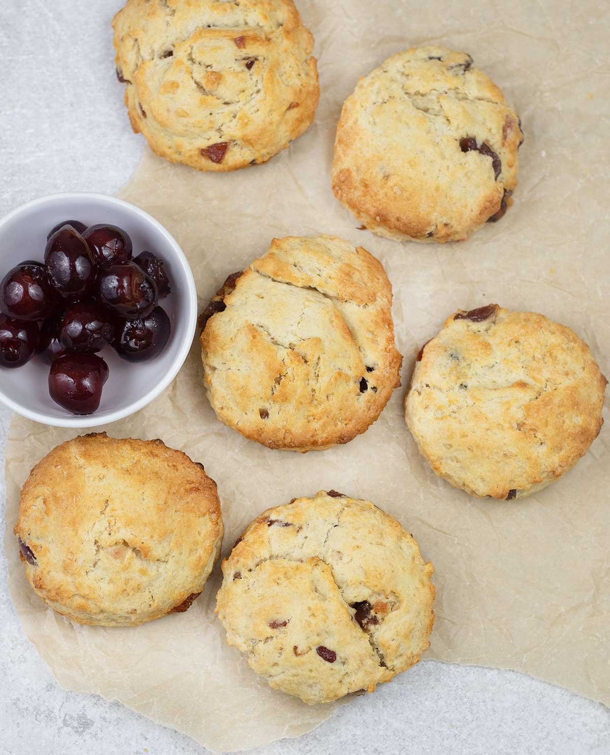 Scones aux Cerises