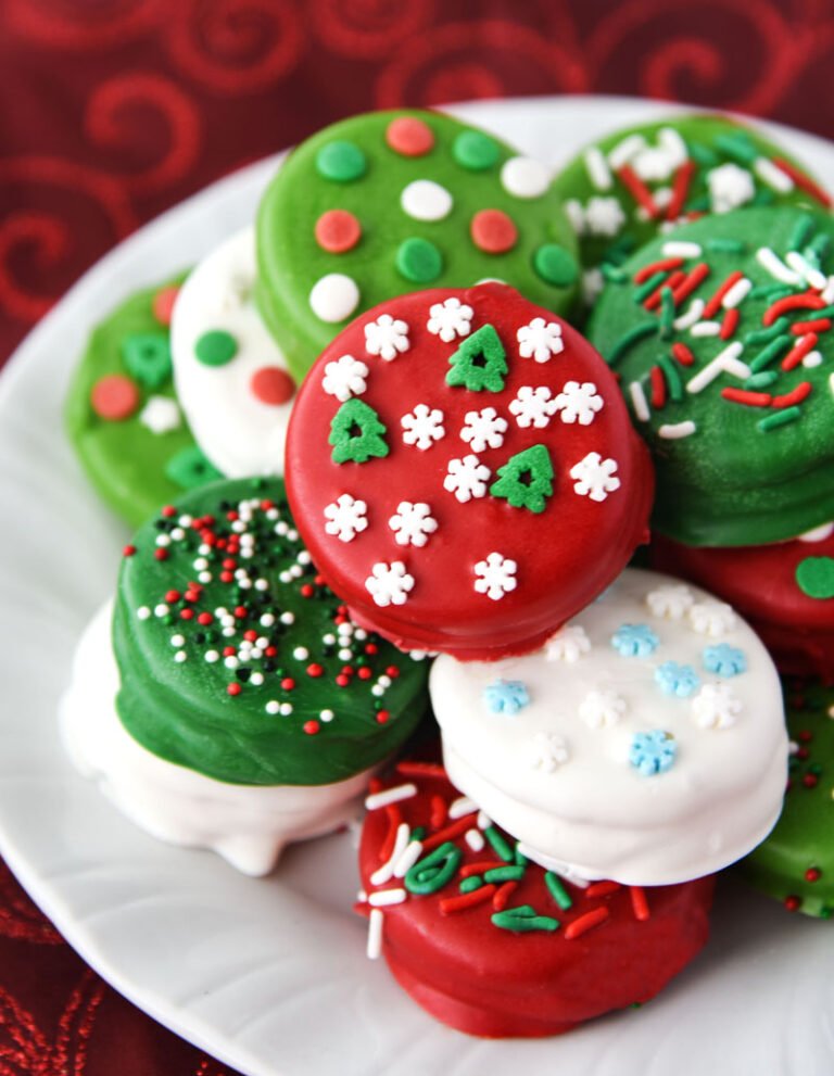Biscuits Oreo trempés pour Noël